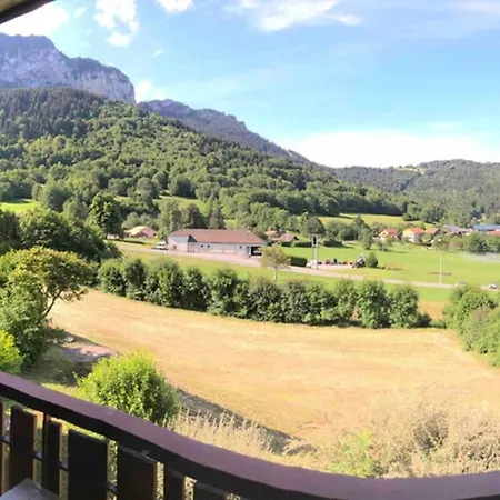 Appartement Entièrement Rénové Entre Et Montagne